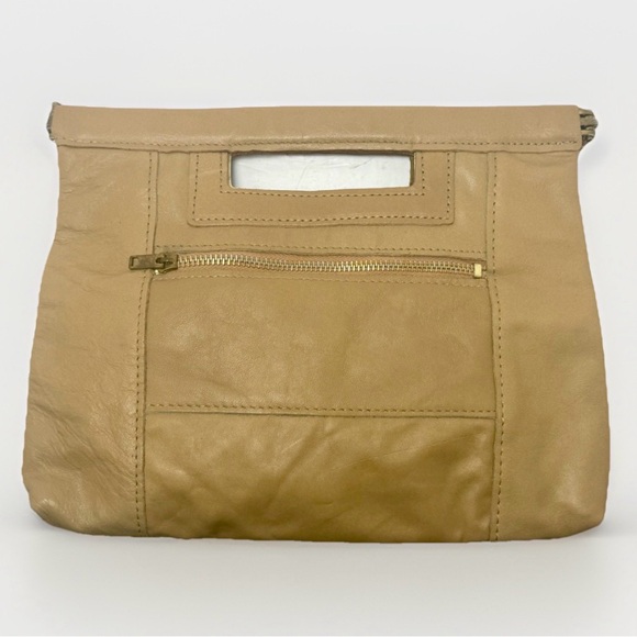 Handbags - Vintage 1970s Tan/Beige Soft Leather Clutch Magnetic Closure w/ Gold Hardware